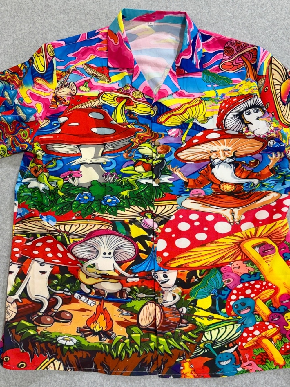 Mens 2XL Hawaiian Shirt Psychedelic Mushroom Short Sleeve Button Up Trippy Art